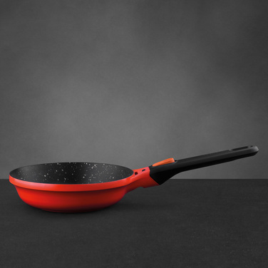 Сковорода з антипригарним покриттям BergHOFF STAY COOL, червоний, діам. 20 см, 1,1 л