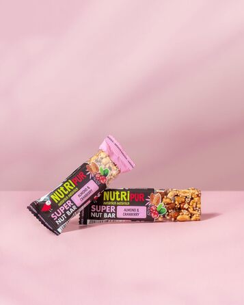 Горіхові батончики 16 х 35 г журавлина NutriPur