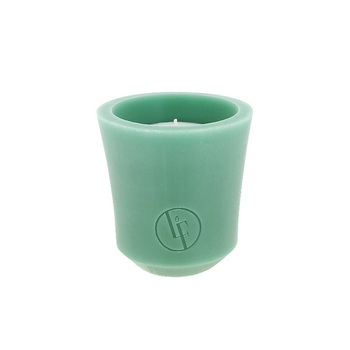 Свічка у свічнику з воску Bougies La Française, зелена, 10 х 11 см, 160 г