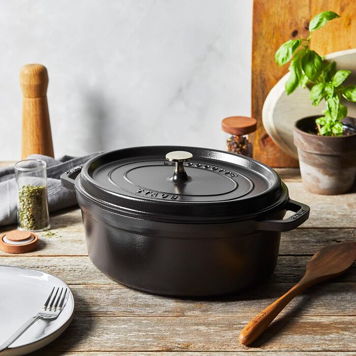 Чавунна жаровня/кокот STAUB, овальна 6,7 л, (41 см, чорна)