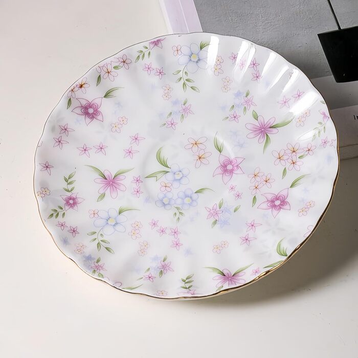 Чашка з блюдцем та вінтажним квітковим візерунком від Fanquare, чашка з кістяного фарфору для еспресо, капучино та кави, з блюдцем та ложкою, подарунок для вечірки (фіолетовий)