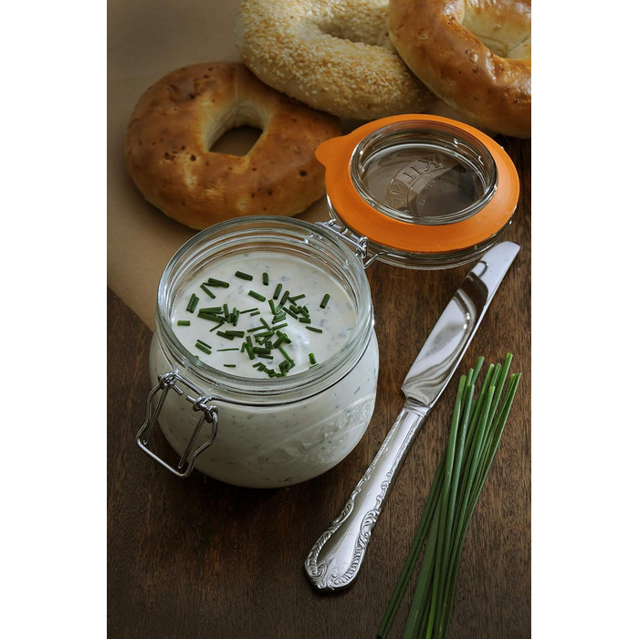 Стеклянная банка для хранения 0,5 л с зажимом Kilner