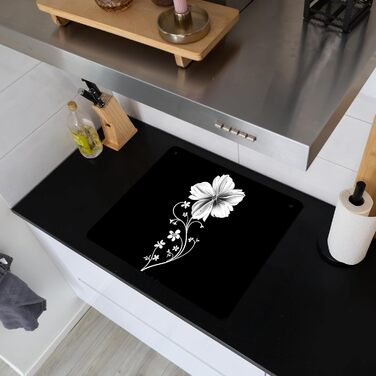 Фартух для плити, кухонний фартух, вініл, 78x52 см, декор для кухні, облицювання стіни, кришка для плити - сіро-чорна (квітка - чорна, 52Д x 60Ш см)