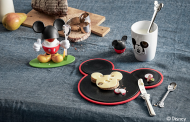 Набір сільниця і 4 дитячих ложки Mickey Mouse WMF