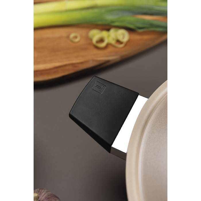 Кастрюля Tramontina Spezia Sand (4.3 л) 24 см (7096829)