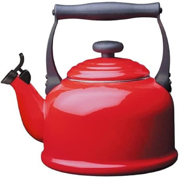 Чайник 2,1 л Tradition вишнево-червоний Kirschrot Le Creuset