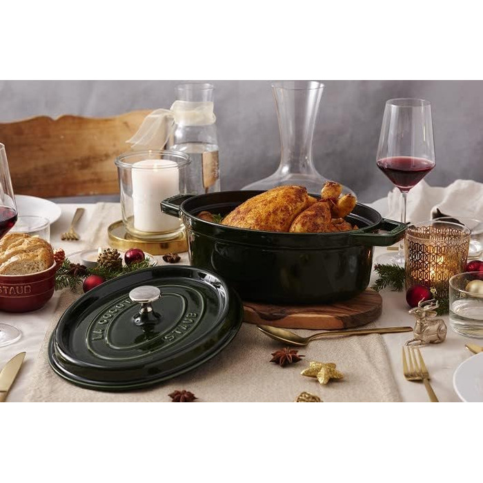 Чавунна жаровня/кокотниця STAUB, овальна 6,7 л, (31 см, базилік/зелений)