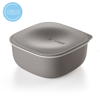 Квадратний контейнер з кришкою 2л 052902158 GUZZINI
